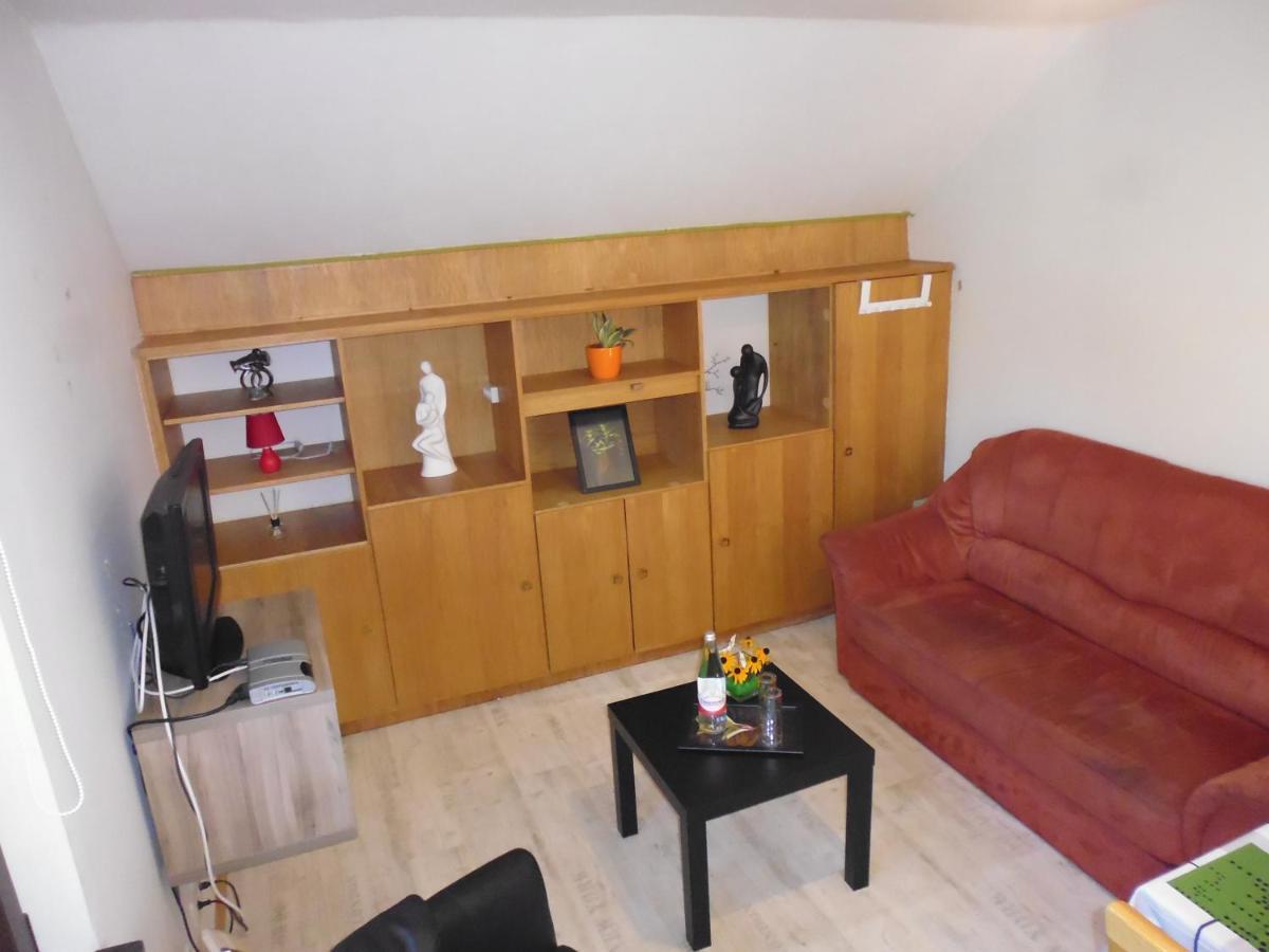 Eifel Lodge Butgenbach Ngoại thất bức ảnh