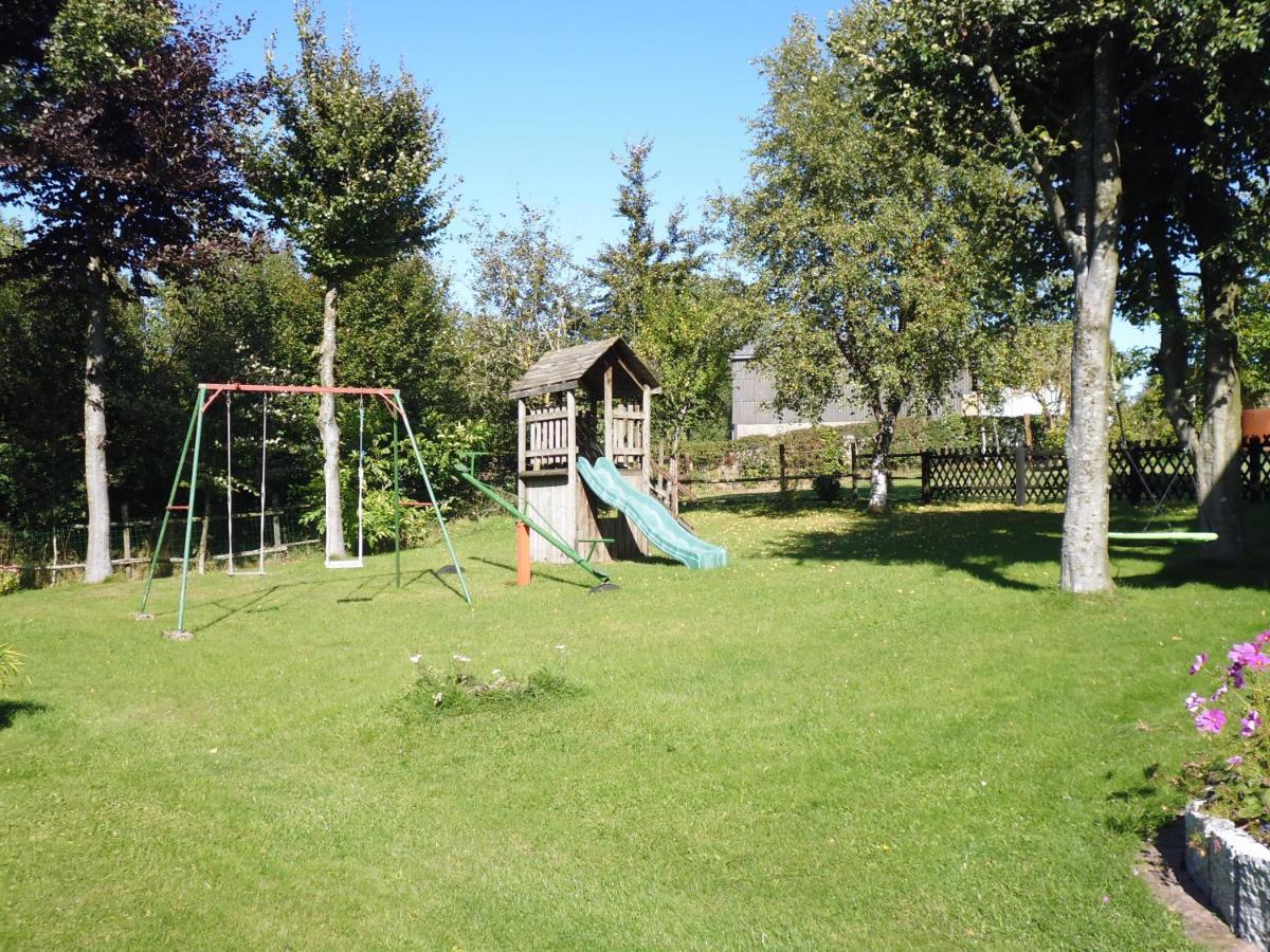 Eifel Lodge Butgenbach Ngoại thất bức ảnh
